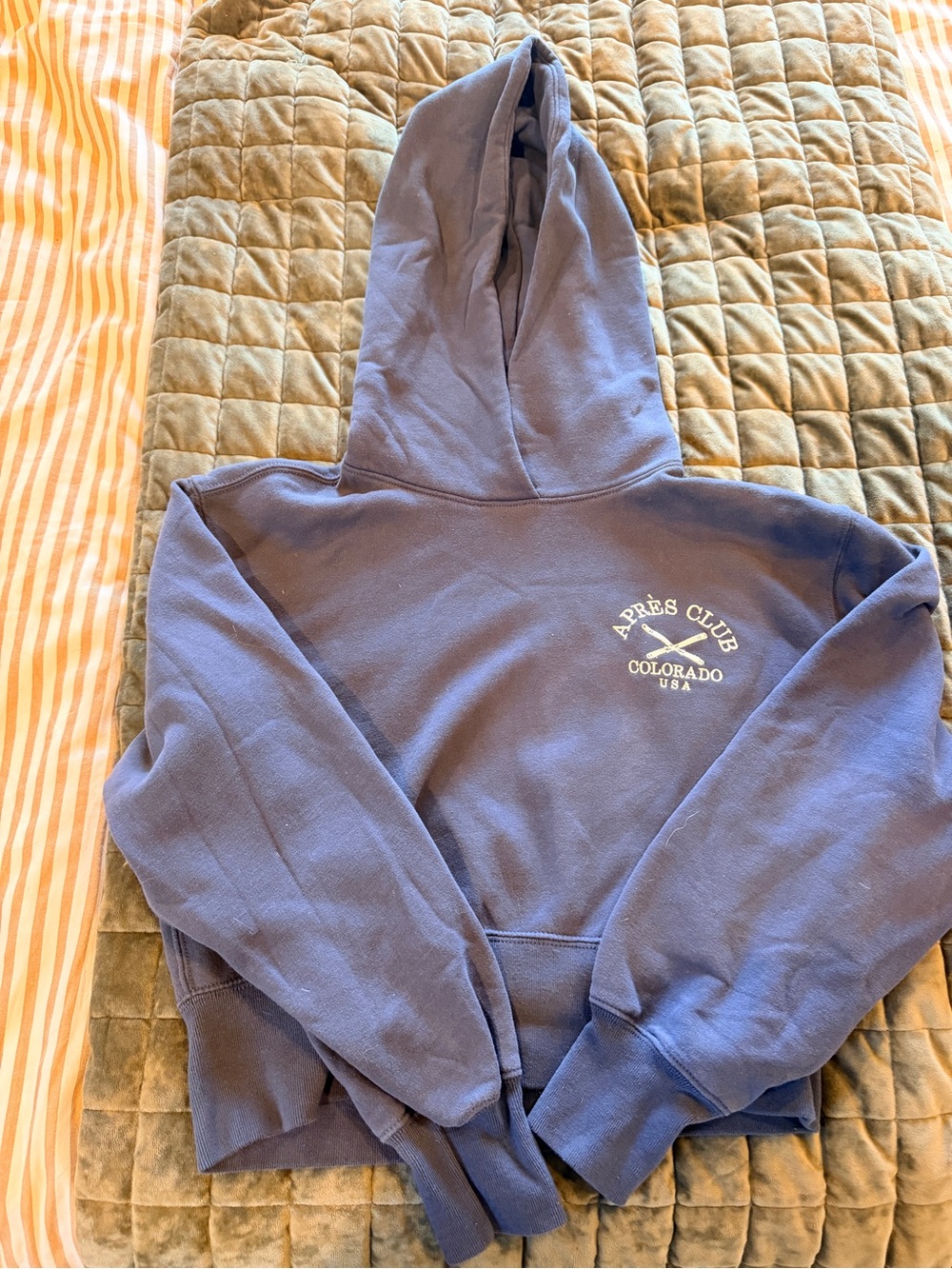 Women’s  Navy 'Après Club Colorado USA' Hooded Sweatshirt cropped